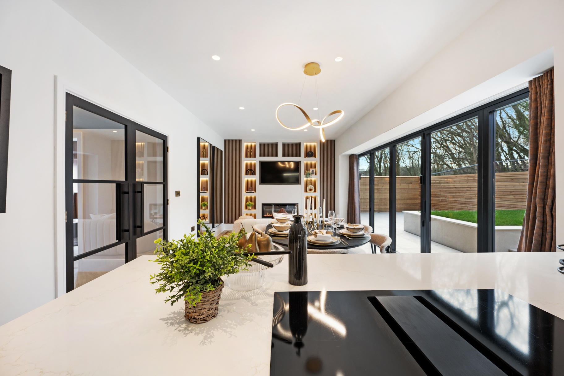 Bentley Gardens — image 8